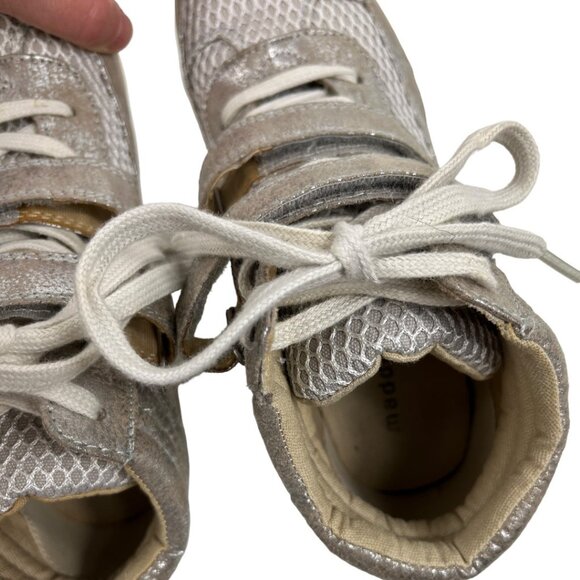 Madden Girl White Mesh Champagne Metallic Shimmer Hook & Loop Straps Size 7 - Picture 12 of 15